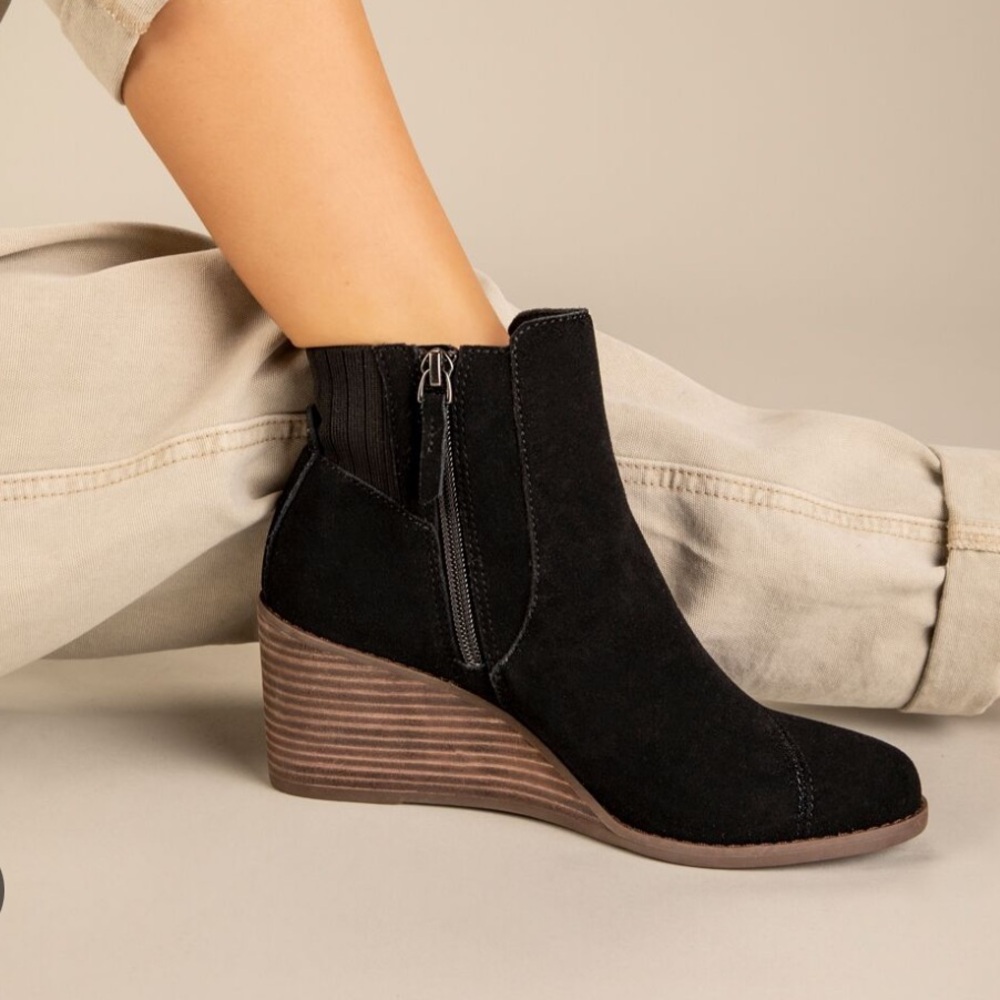 TOMS Sadie Wedge Bootie 7.5